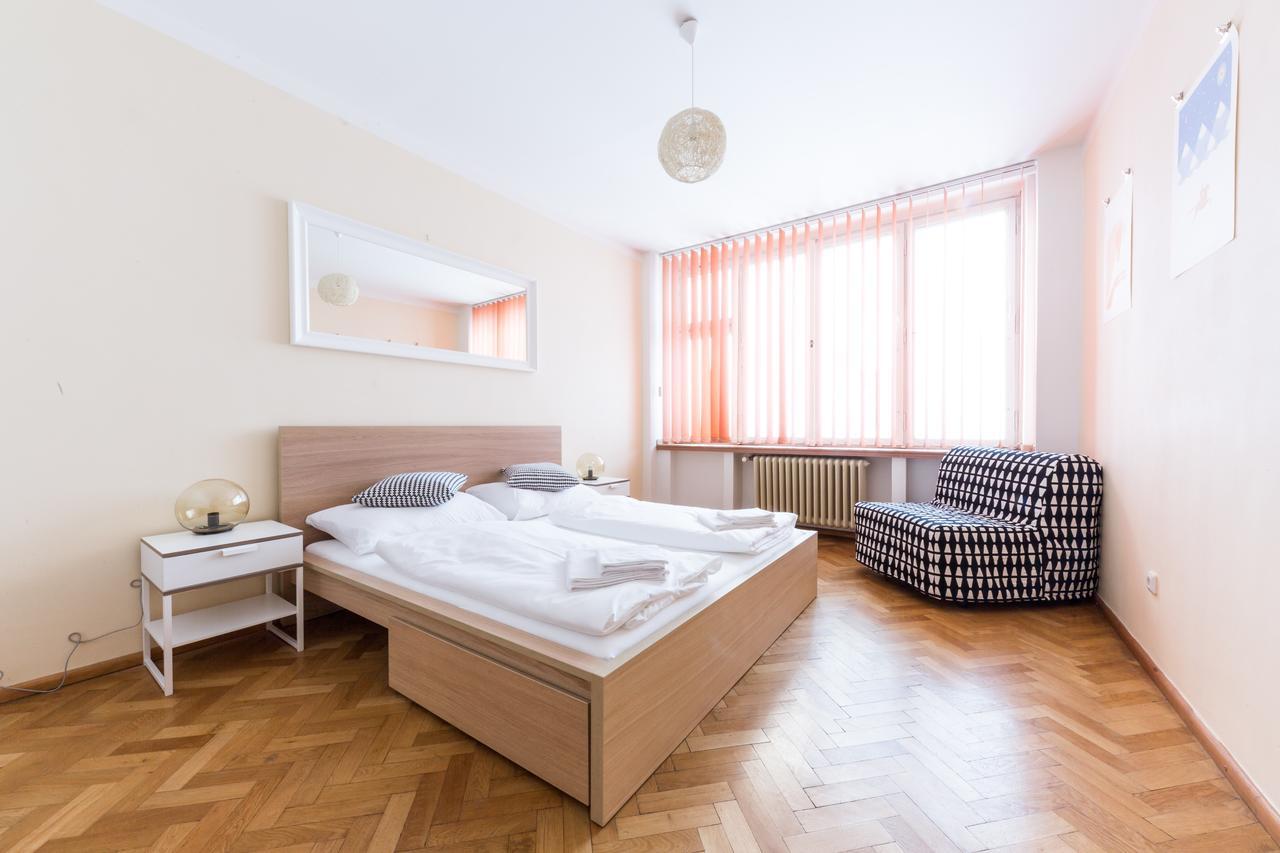 Beautiful City Center Apartments Прага Екстериор снимка