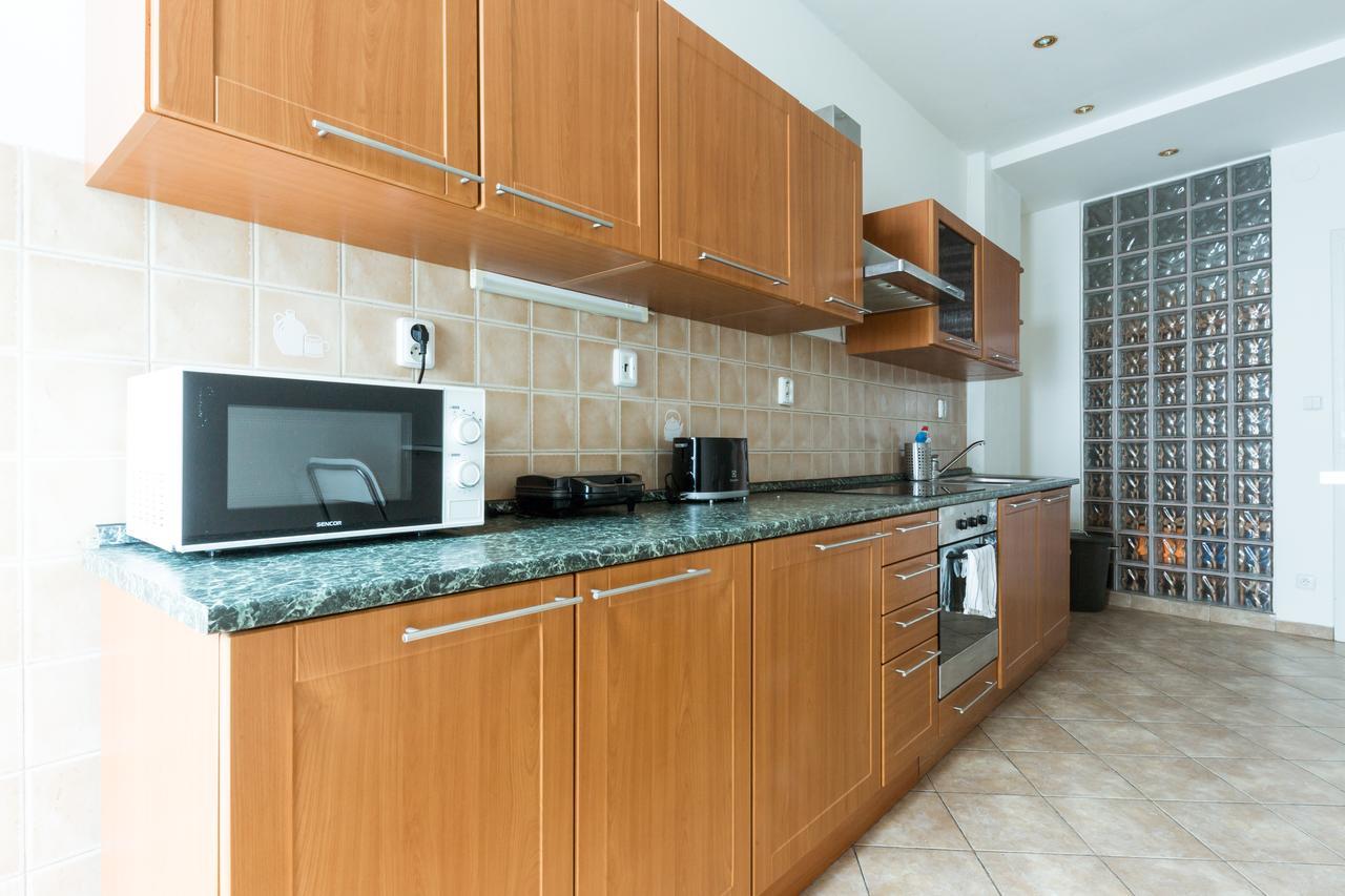 Beautiful City Center Apartments Прага Екстериор снимка