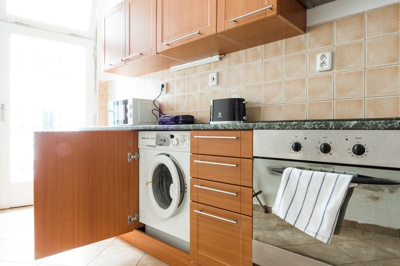 Beautiful City Center Apartments Прага Екстериор снимка
