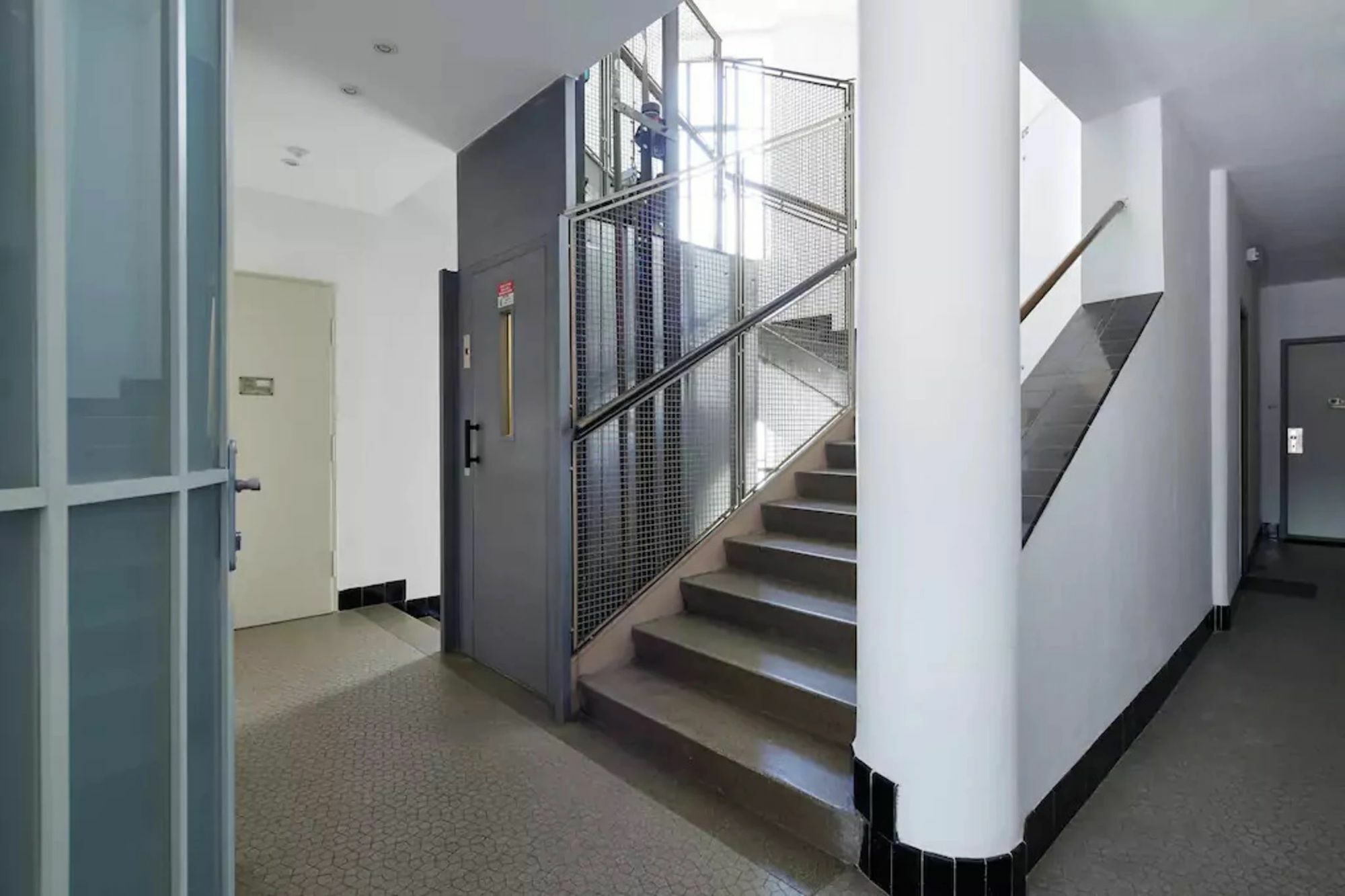 Beautiful City Center Apartments Прага Екстериор снимка